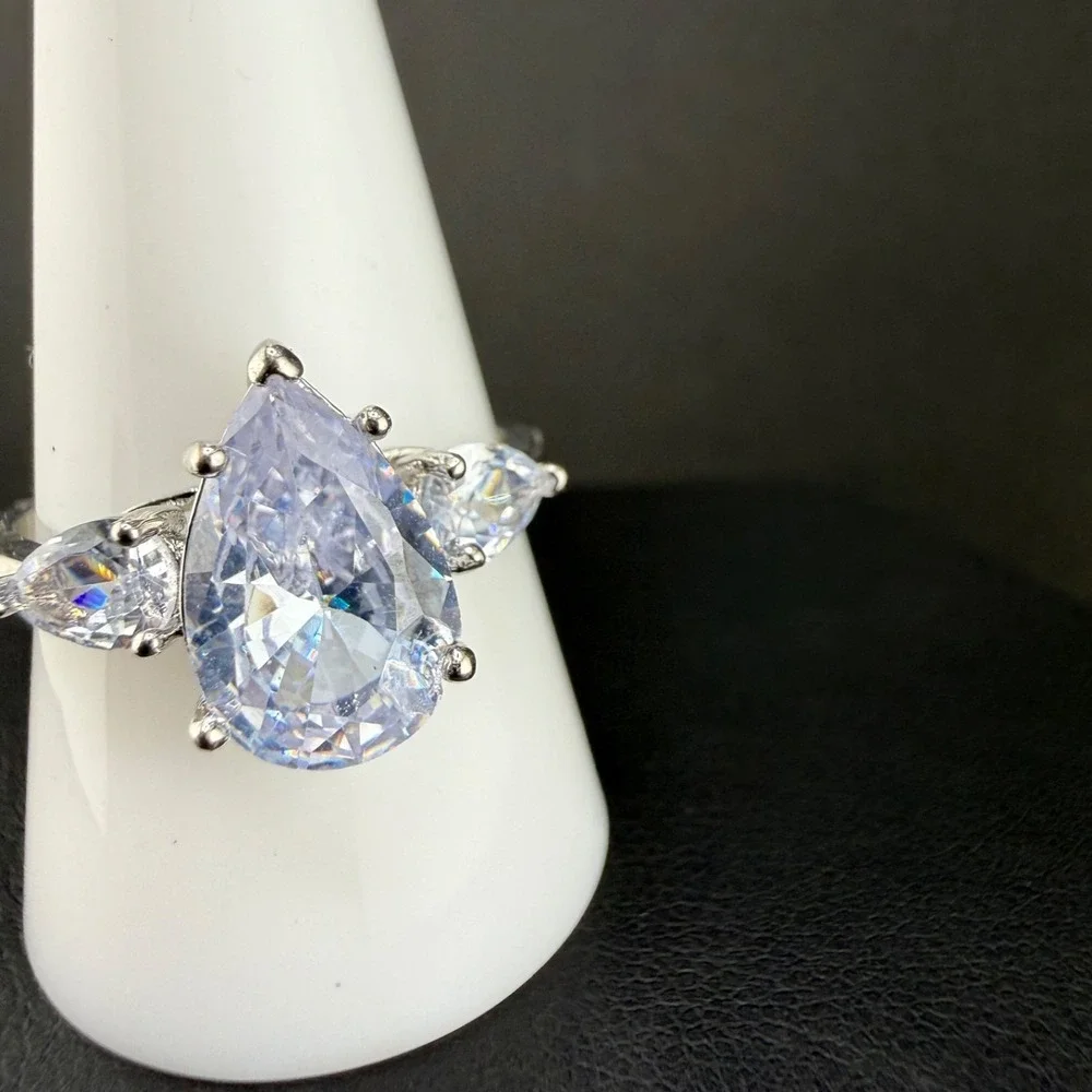 Vintage Cocktail Ring Silver Tone Rhinestone Pear Size 10